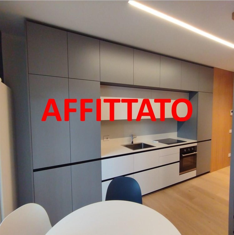 Bellissimo Monolocale piano alto con balcone in Zona Melchiorre Gioia